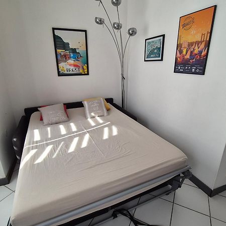 Urban Chic 44 M2 Apartment Brest Luaran gambar